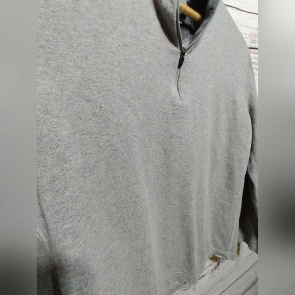 Eddie Bauer 1/4 Zip Heatheted Gray Sweater in Mens size Large Office Casual - Picture 3 of 6